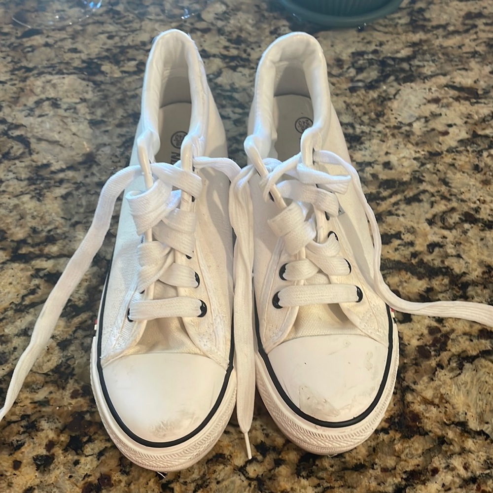 JRKANG white tennis shoes